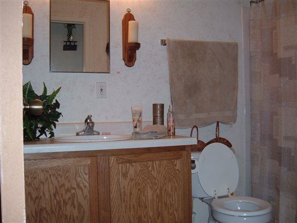 Edgewater Place Apartments - Photo 2 of 14