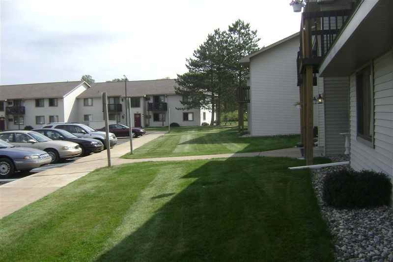 Stoney Creek Apartments - Photo 2 of 7