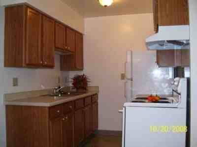 Wildwood Manor - Photo 2 of 6