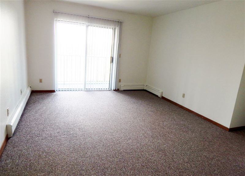 Jamestown Apartments - Photo 3 of 8