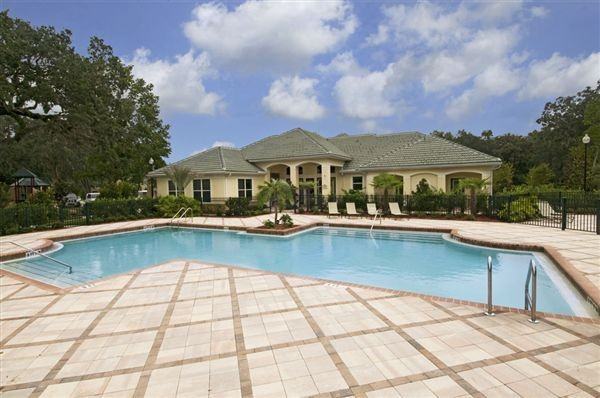 Brook Haven Apartments - Photo 3 of 8