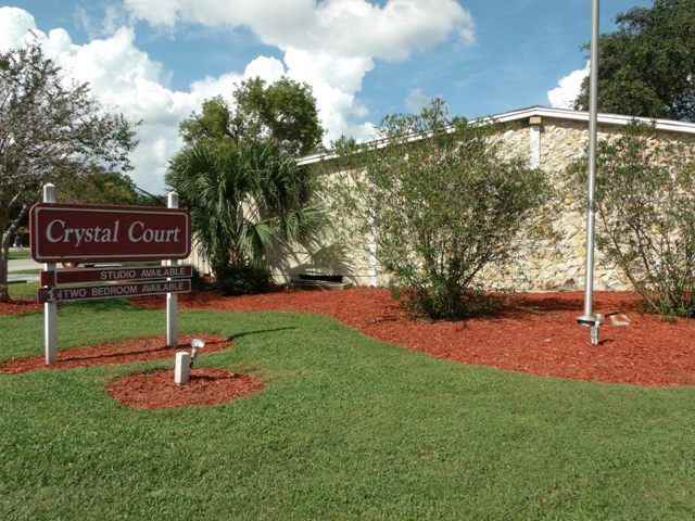 Crystal Court Apartments - Photo 3 of 30