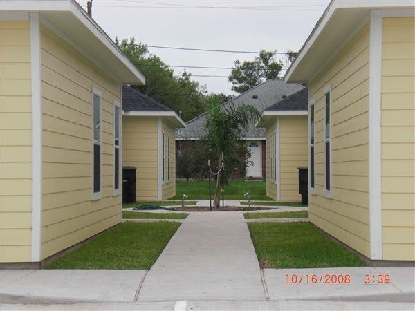 The Palms Cabanas - Photo 2 of 13