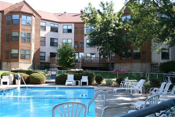 Summit Oaks - Photo 3 of 6