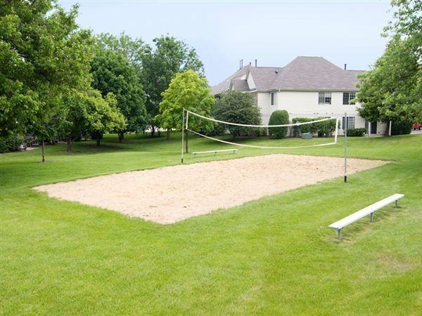 Village Green at Arlington Club - Photo 3 of 17