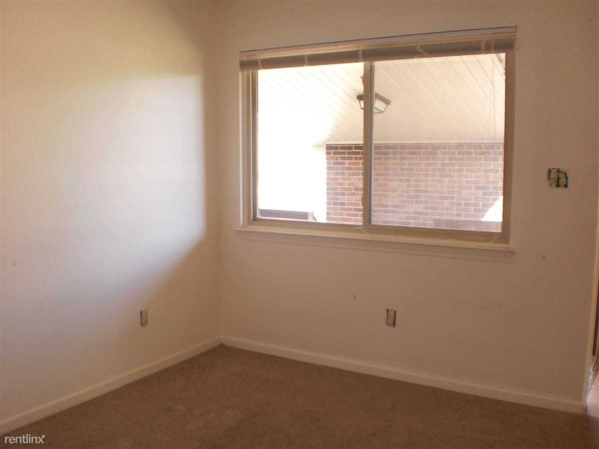 Hallmark Apartments 337 Emerald Rd N, Greenwood, SC 29646 Zumper