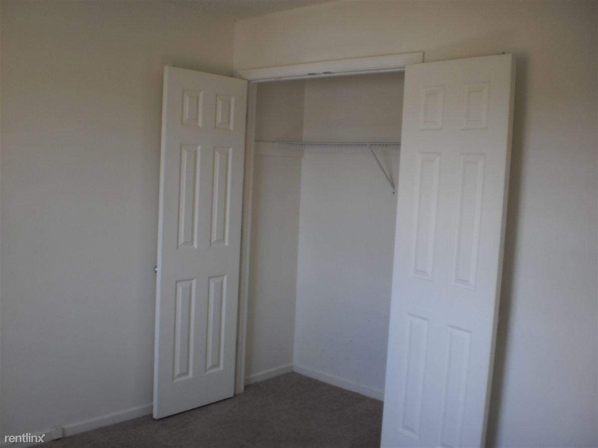 Hallmark Apartments 337 Emerald Rd N, Greenwood, SC 29646 Zumper