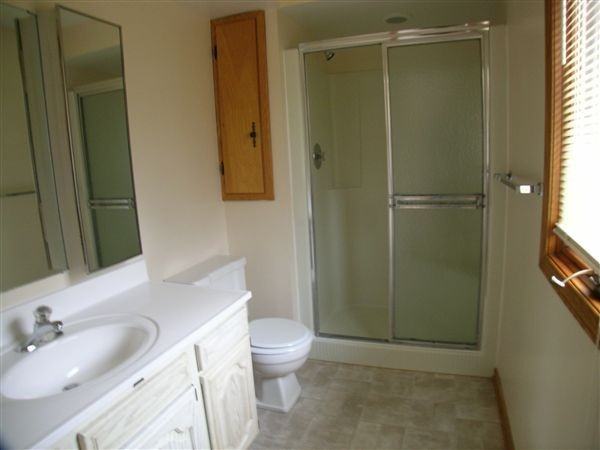 Bob O Link Manor Apartments - Photo 2 of 3