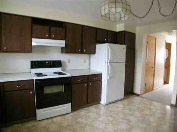 Bob O Link Manor Apartments - Photo 3 of 3