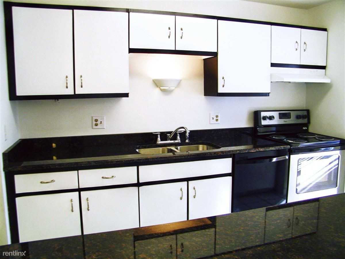 Winston Oaks - Photo 3 of 10