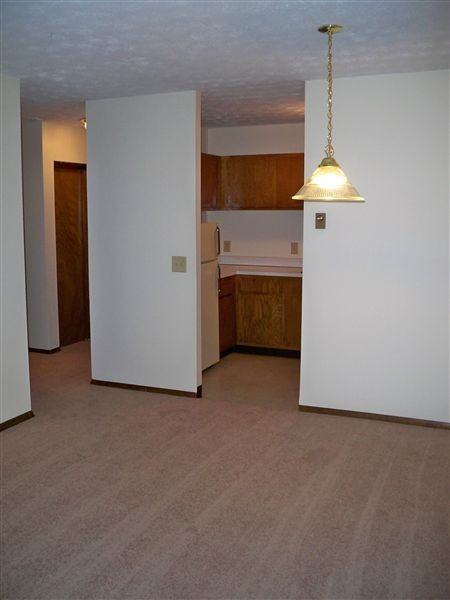Lakewood Apartments - Photo 2 of 5