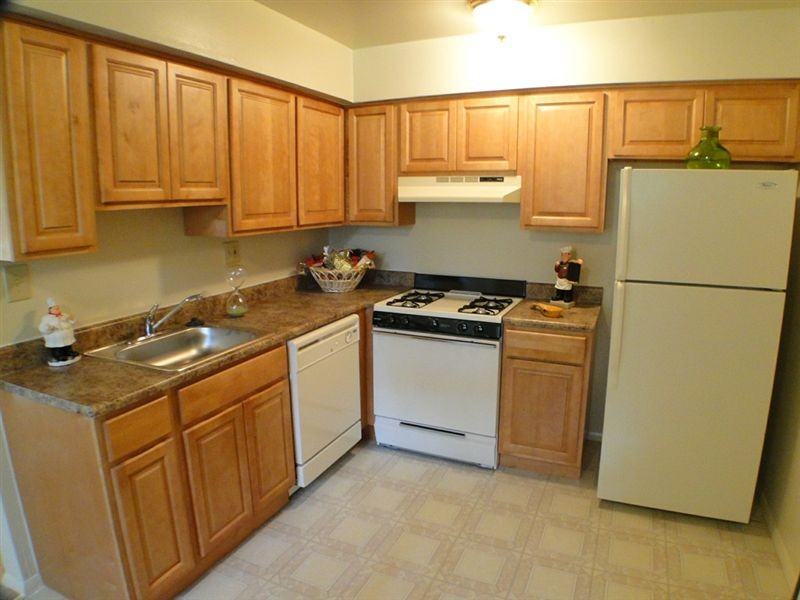 Emerald Ridge - Photo 3 of 11