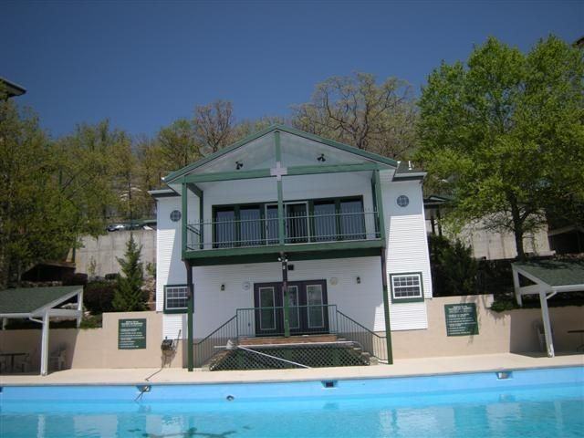 Harbour Towne Condos - Photo 2 of 9