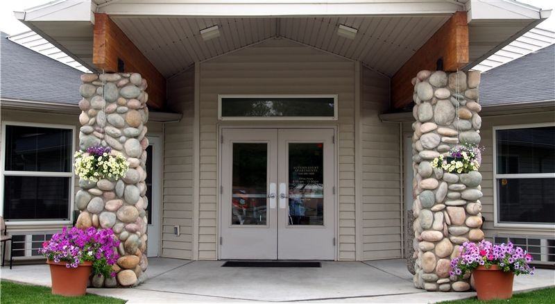 Autumn Court Apartments - Photo 2 of 6