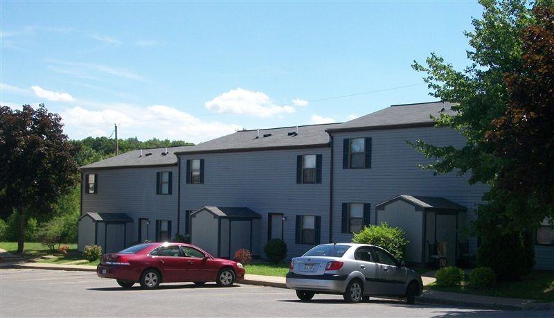 Beckley West Apartments - Photo 2 of 5