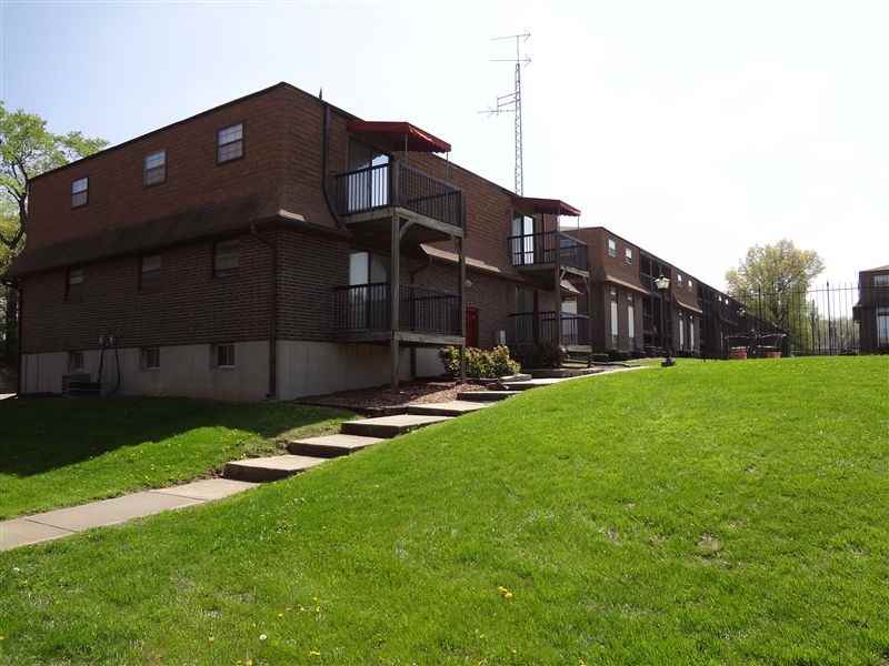 Washita Club Apartments - Photo 2 of 5