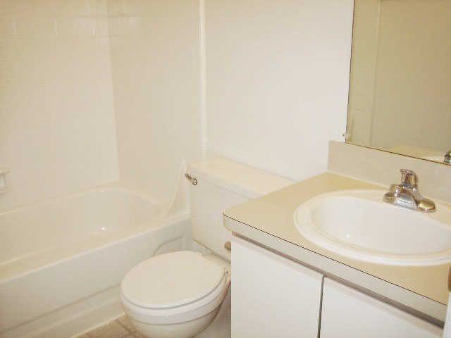 Kimberly Club Apartments - Photo 2 of 12