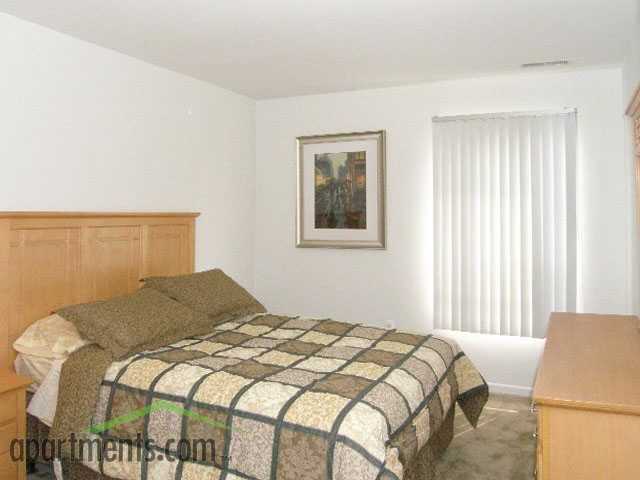 Kimberly Club Apartments - Photo 3 of 12