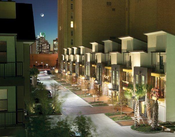 4207 Live Oak St - Photo 3 of 5