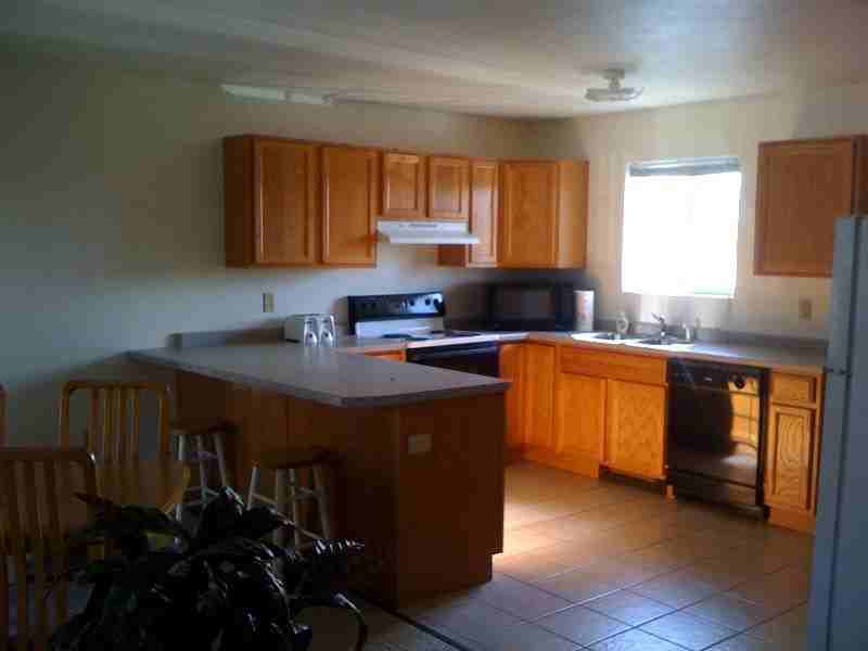 Ridgeview Apartments - Photo 3 of 13