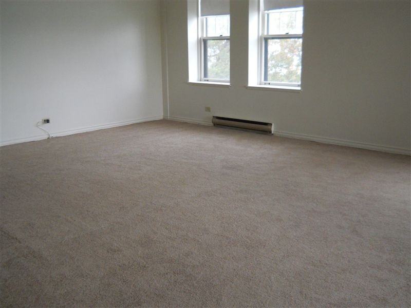 Lake Shore Towers - Photo 2 of 15