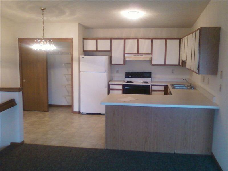 Lakeview Meadows Apartments - Photo 3 of 9