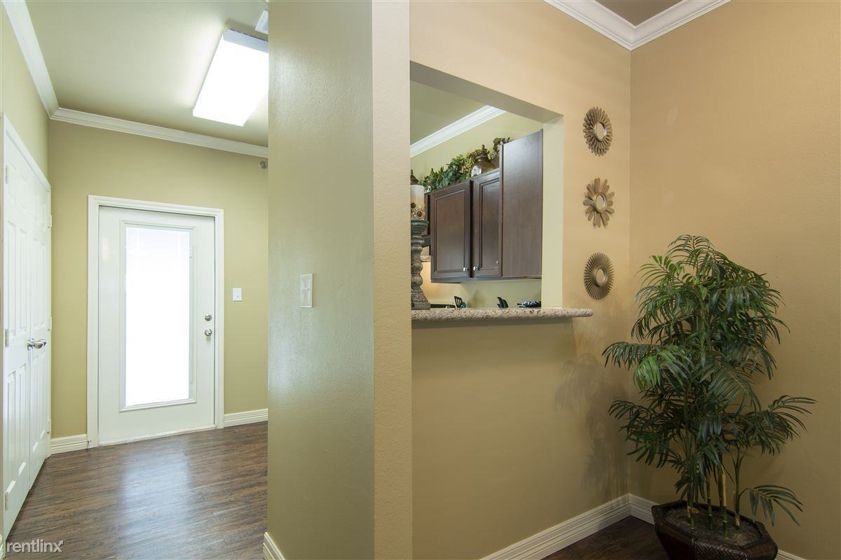 The Woods Luxury Apartments - Photo 3 of 10