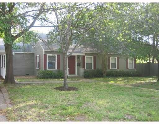 718 Edgewood Dr - Photo 2 of 11