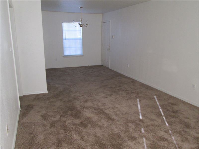 Lawton Pointe Apartments - Photo 3 of 7