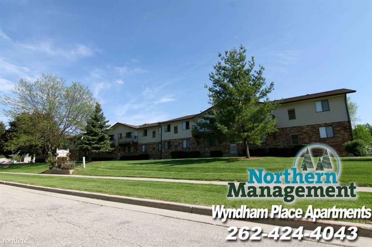 Wyndham Place Apartments - Photo 3 of 14