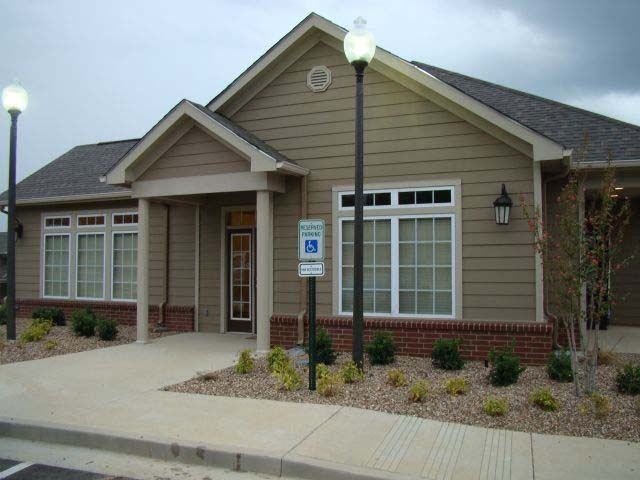 Westside Apartments - Photo 2 of 11