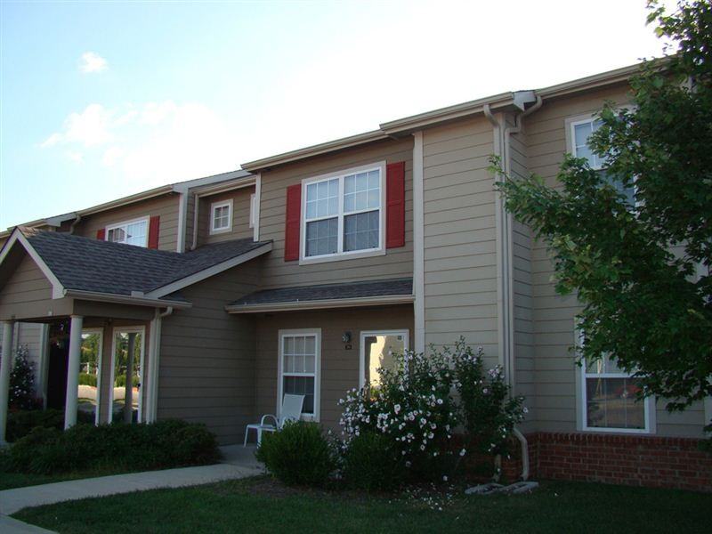 Stonebridge Apartments - Photo 3 of 5