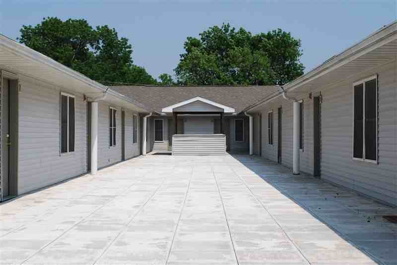 The Stilts ISU Student Housing - Photo 2 of 19