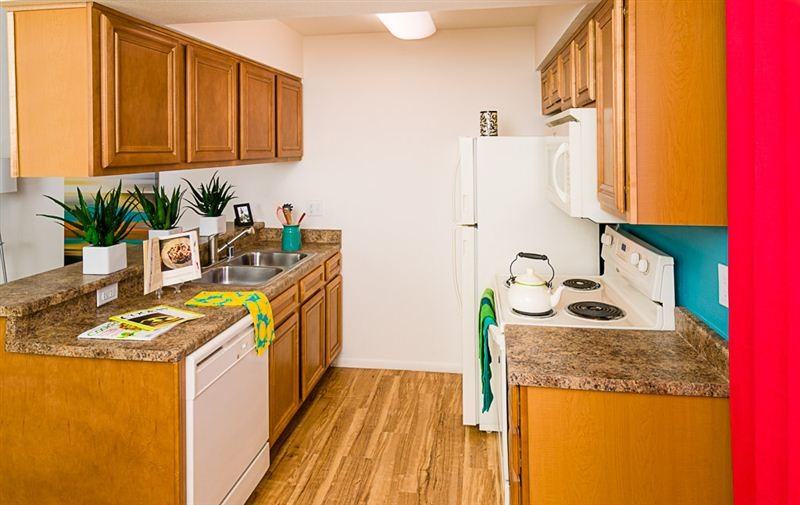 Cabana at the Pointe - Photo 3 of 10