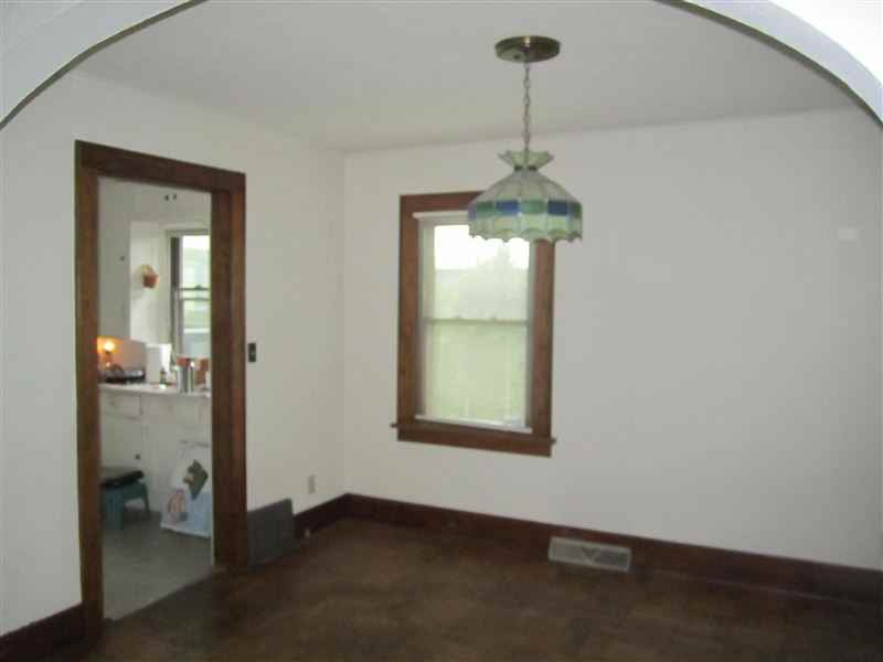 4863 Grand View Ave - Photo 2 of 12