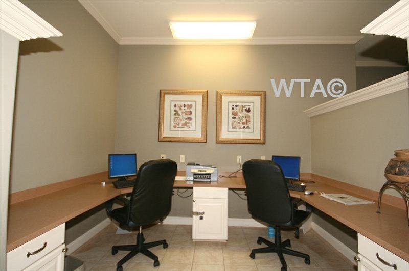 Lyndhurst and 45 - Photo 3 of 7