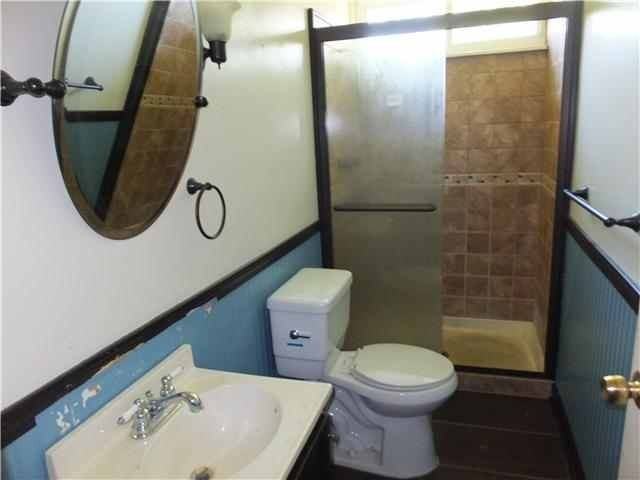 3312 Danbury Crossroad St - Photo 3 of 10