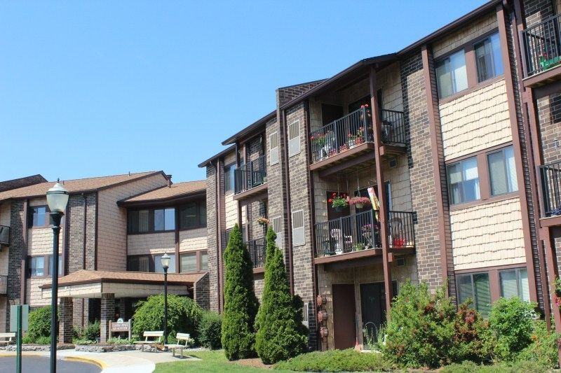 Suntree Apartments 1100 Sunview Dr, Saint Johns, MI 48879 Zumper