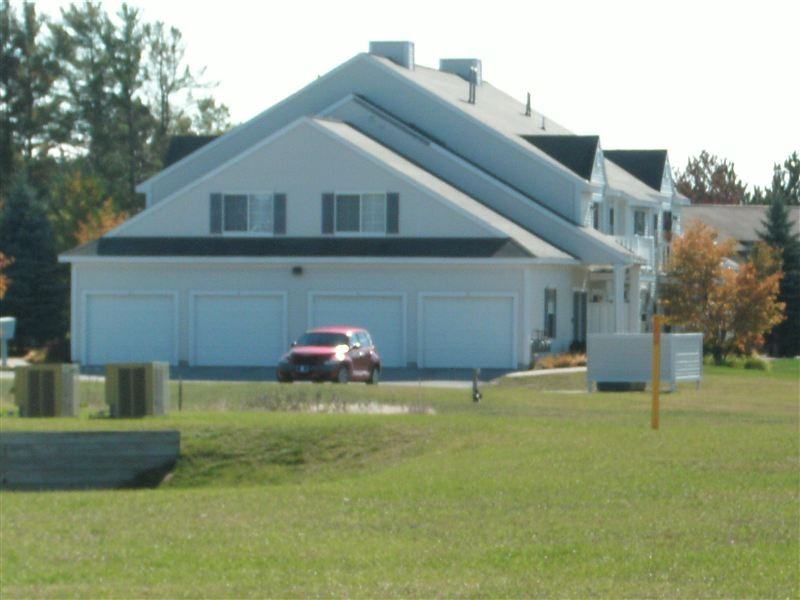 Harbour Ridge Apartments - Photo 3 of 10