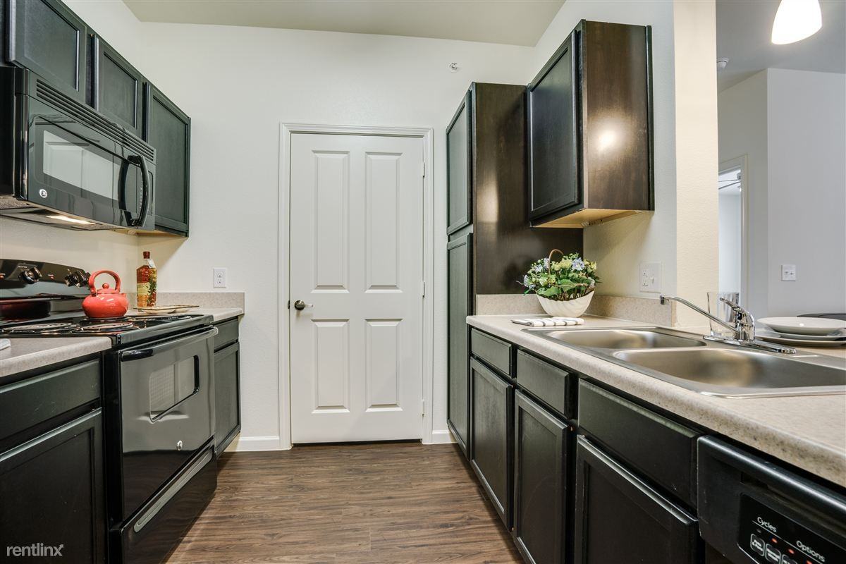 Reserve at McAlister - Photo 3 of 15