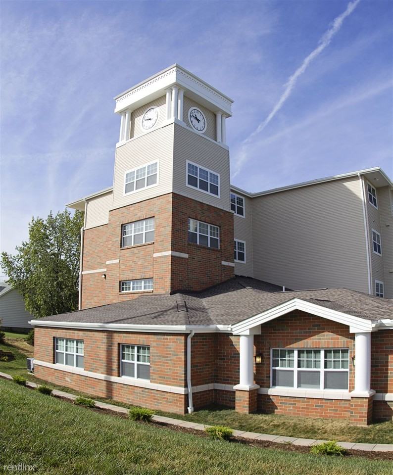 Southwick Manor Apartments 4326 Southwick Blvd, Brunswick, OH 44212