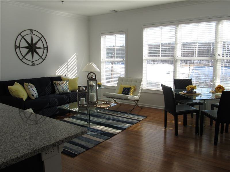 Metro View - Photo 3 of 10