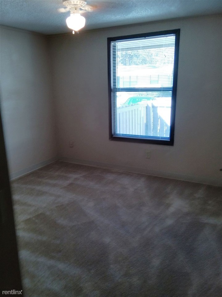 Shadow Bay Apartments 8833 Old Kings Rd S, Jacksonville, FL 32257