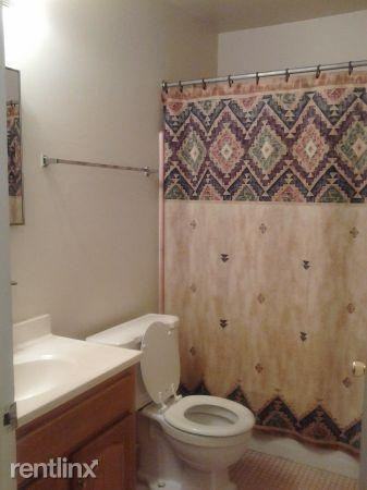 Chapel Court Apartments - Photo 3 of 3