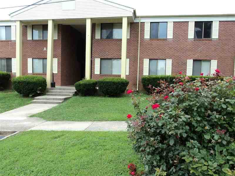 Plantation House Apartments - Photo 2 of 5