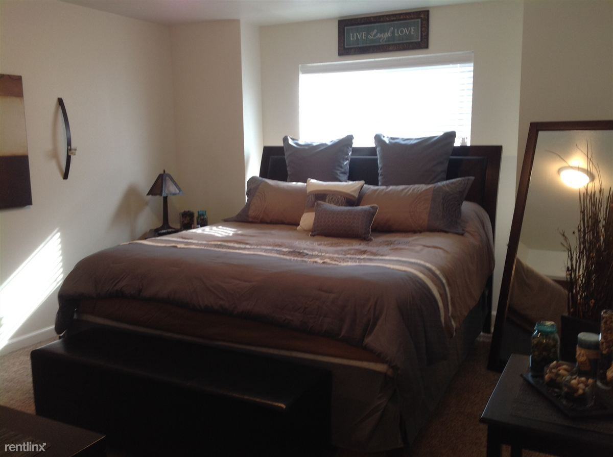 319 Prairie Dr, - Photo 2 of 8