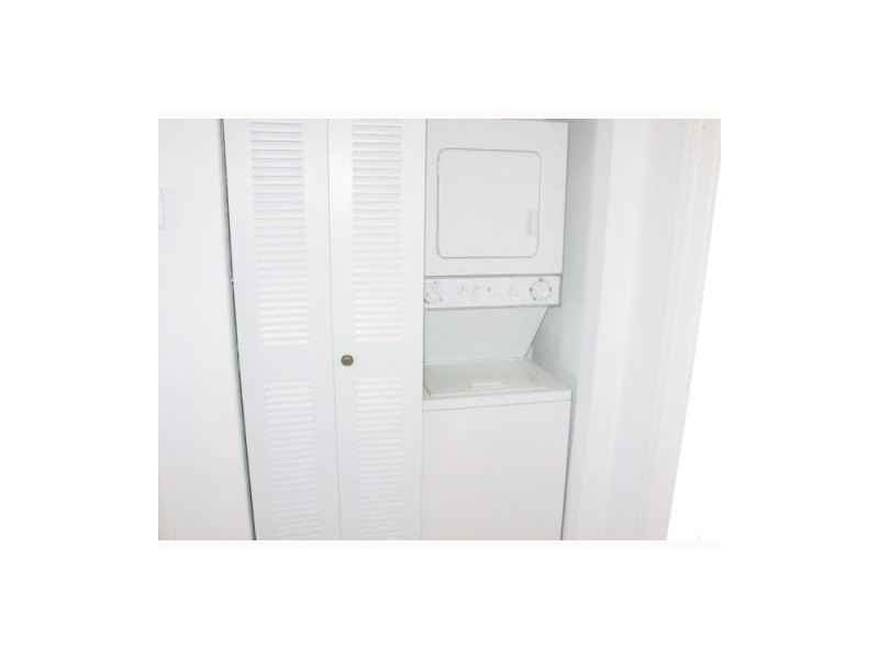 2168 NE 167th St - Photo 3 of 8