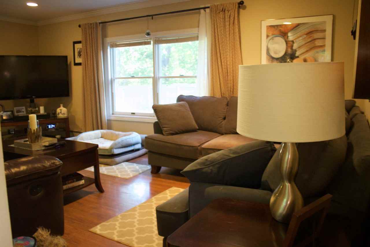 8 Pleasant Valley Rd - Photo 2 of 8