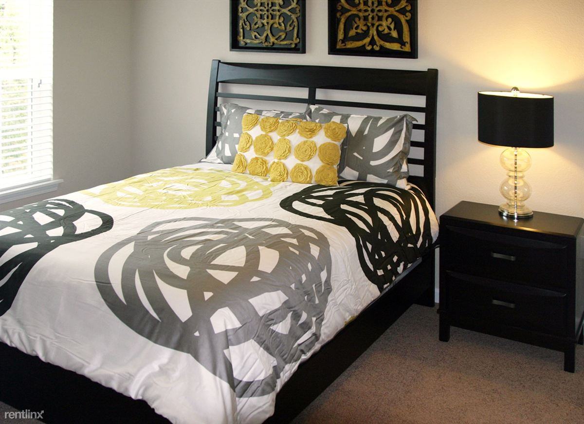 Villas of West Memphis II - Photo 2 of 9