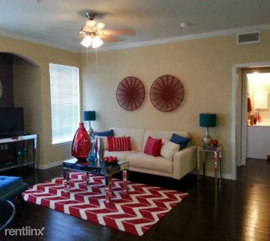 Haley Holw & MoPac - Photo 2 of 8